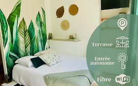 Studio avec terrasse